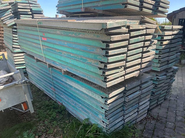 Altrad steigervloeren (60x) - afbeelding 1 van  4