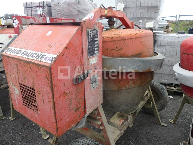 Altrad thermische betonmolen op wielen - afbeelding 1 van  6