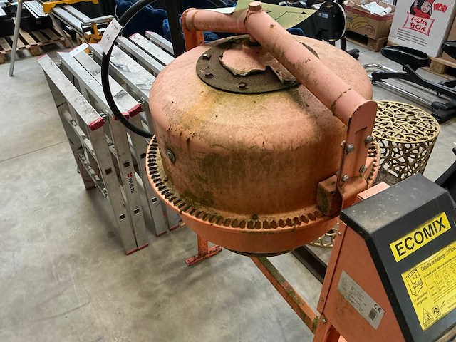 Altrad v12/ecomix betonmolen - afbeelding 4 van  9