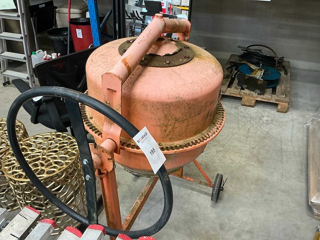 Altrad v12/ecomix betonmolen - afbeelding 5 van  9