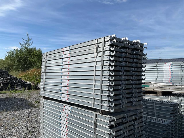 Altrad-wandelpaden voor nieuwe steigers (45x) - afbeelding 3 van  6