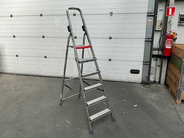 Altrex - dubbeldekker d800 - ladder en trap - afbeelding 1 van  5