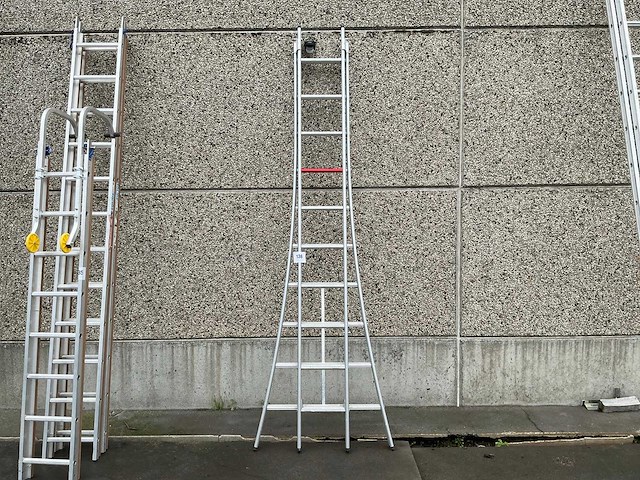 Altrex 2x10 trapladder - afbeelding 1 van  4