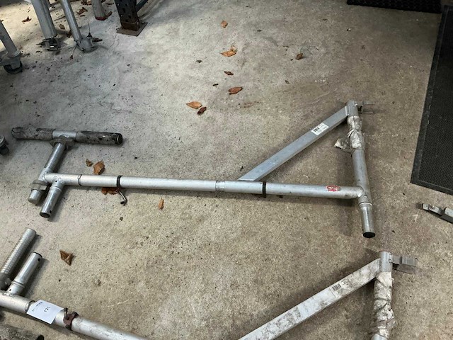 Altrex 75-135 uitwijkconsole (2x) - afbeelding 2 van  5