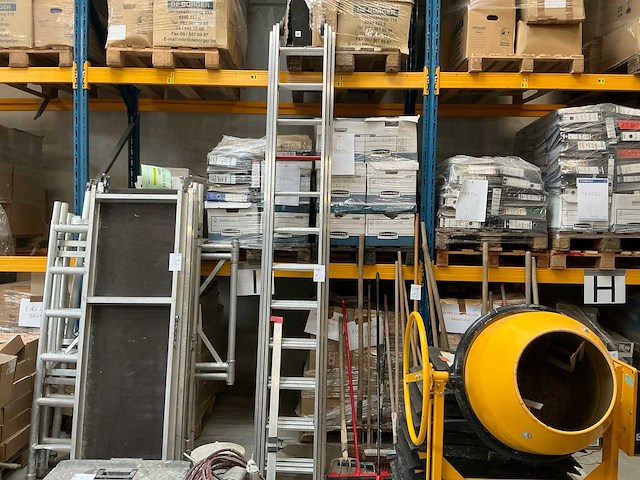 Altrex ar3080 ladder - afbeelding 1 van  7