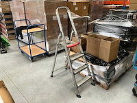 Altrex d 804 ladder - afbeelding 1 van  4