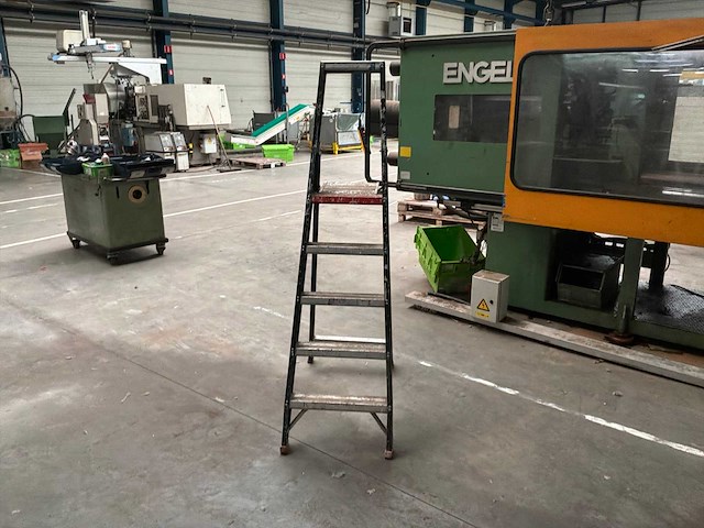 Altrex ladder en trap - afbeelding 2 van  3