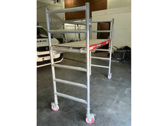 Altrex rs tower 4 rolsteiger - afbeelding 2 van  5