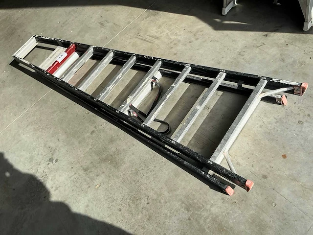 Altrex taurus alu ladder - afbeelding 2 van  3