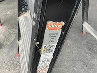 Altrex taurus tgb 4 trapladder (2x) - afbeelding 4 van  4