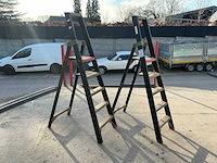 Altrex trapladder (2x) - afbeelding 1 van  4