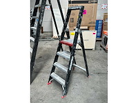 Altrex trapladders (2x) - afbeelding 2 van  4