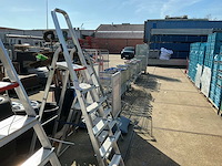 Altrex traplatter - afbeelding 1 van  2