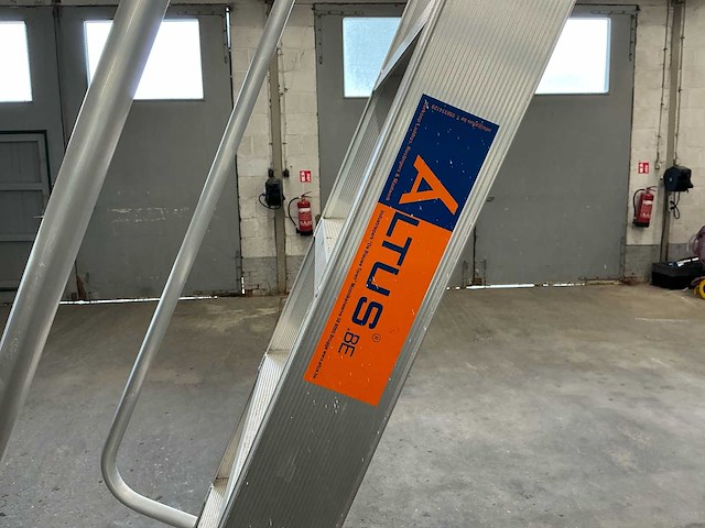 Altus bordestrap ladder en trap - afbeelding 2 van  7