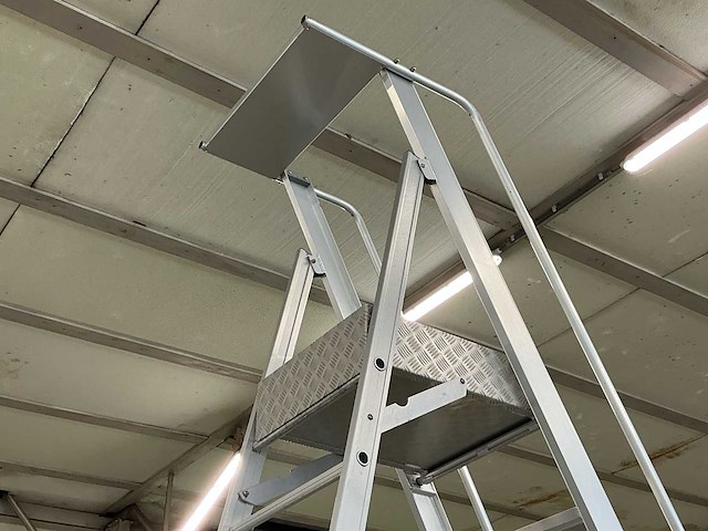 Altus bordestrap ladder en trap - afbeelding 4 van  7