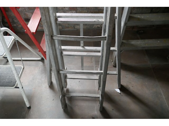 Alu 3-deligge opsteekladder - afbeelding 4 van  4