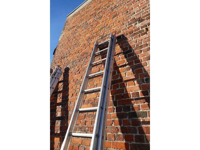 Alu dubbele opsteekladder petry 1 stuk - afbeelding 4 van  6