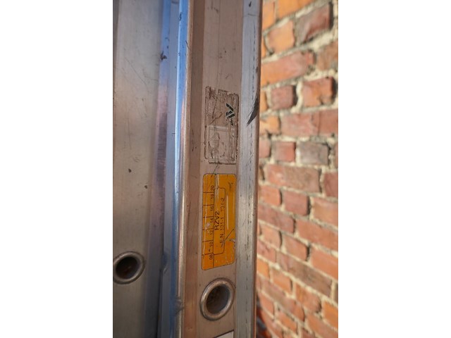 Alu dubbele opsteekladder petry 1 stuk - afbeelding 6 van  6