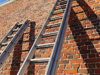 Alu dubbele opsteekladder petry 1 stuk - afbeelding 4 van  5