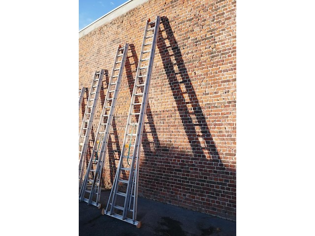 Alu dubbele opsteekladder petry 1 stuk - afbeelding 2 van  7