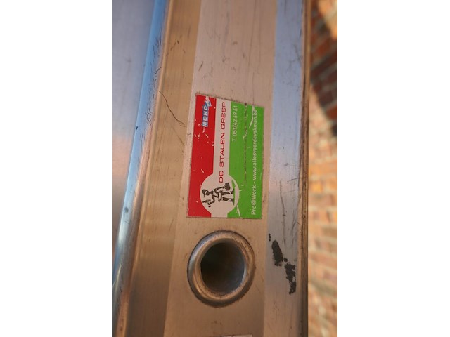 Alu dubbele opsteekladder petry 1 stuk - afbeelding 6 van  7