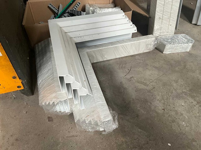 Alu hoeken voor dakranden (14x) clips&go - afbeelding 3 van  4