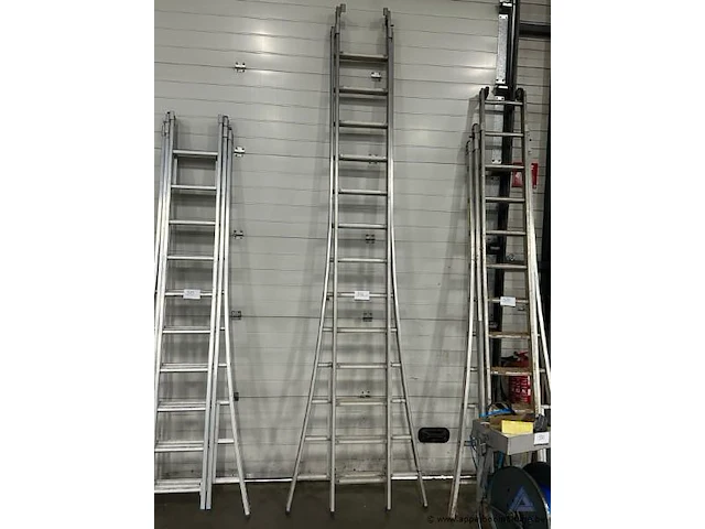 Alu ladder vv 2x12 sporten - afbeelding 1 van  1