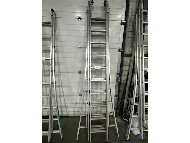 Alu ladder vv 3x10 sporten - afbeelding 1 van  1