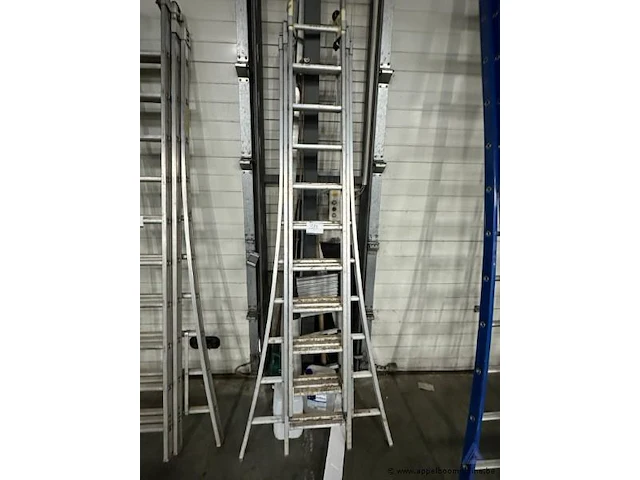 Alu ladder vv 3x10 sporten - afbeelding 1 van  1