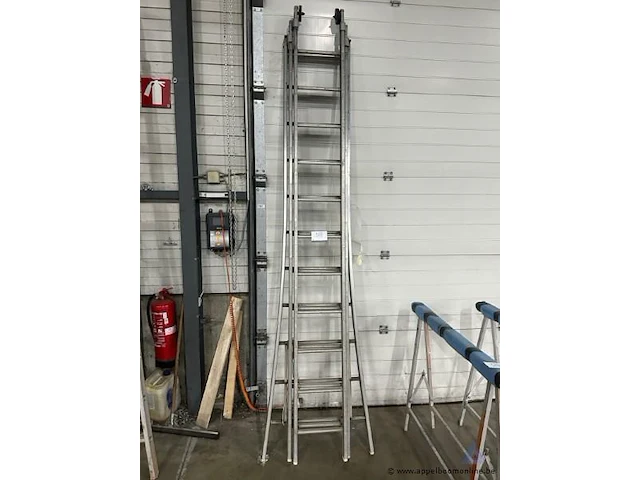 Alu ladder vv 3x10 sporten - afbeelding 1 van  1
