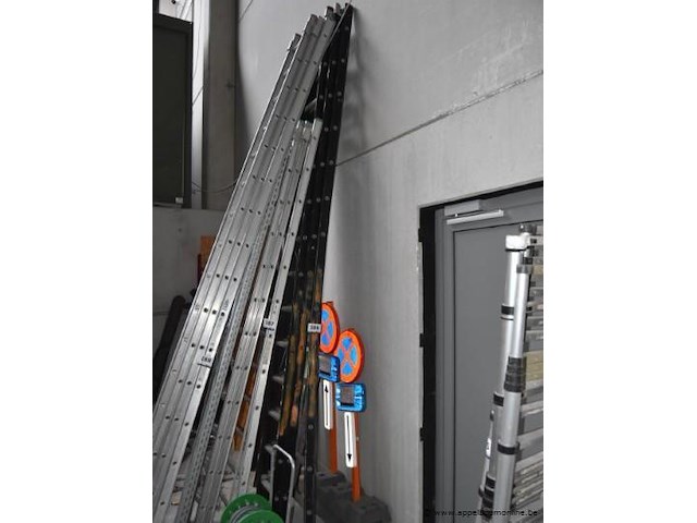 Alu ladder vv 3x14 sporten - afbeelding 1 van  1