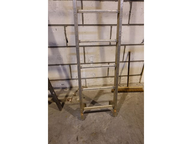 Alu ladder - afbeelding 2 van  2