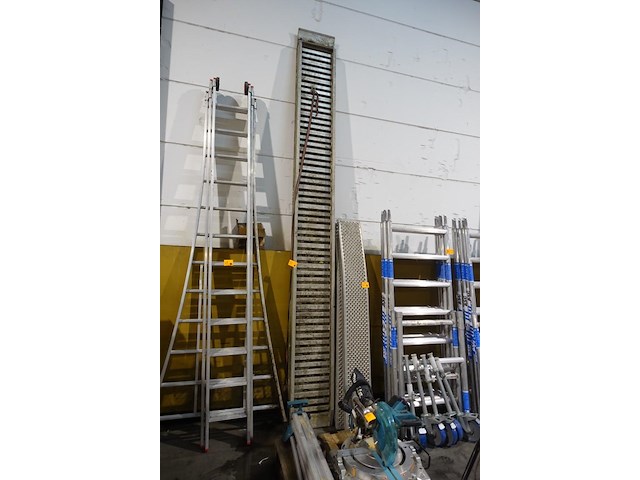 Alu loopbrug + oprijrampen - afbeelding 1 van  1