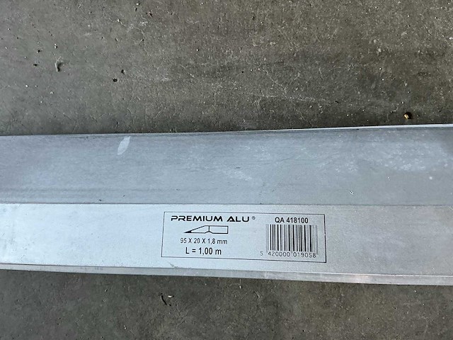 Alu niveau profielen (3x) - afbeelding 2 van  2