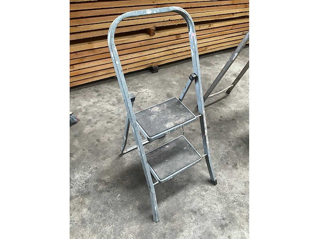 Alu opklapbare trapladder - afbeelding 2 van  2