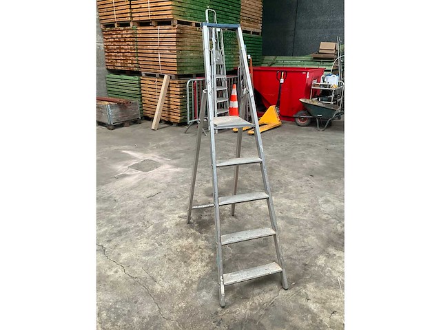 Alu opklapbare trapladder - afbeelding 3 van  3