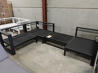 Alu outdoor hoeksalon manutti