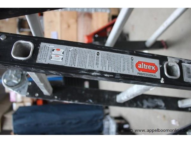 Alu plooiladder altrex - afbeelding 2 van  3