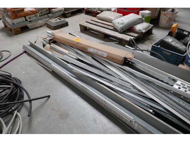 Alu profielen en dergelijken - afbeelding 5 van  5