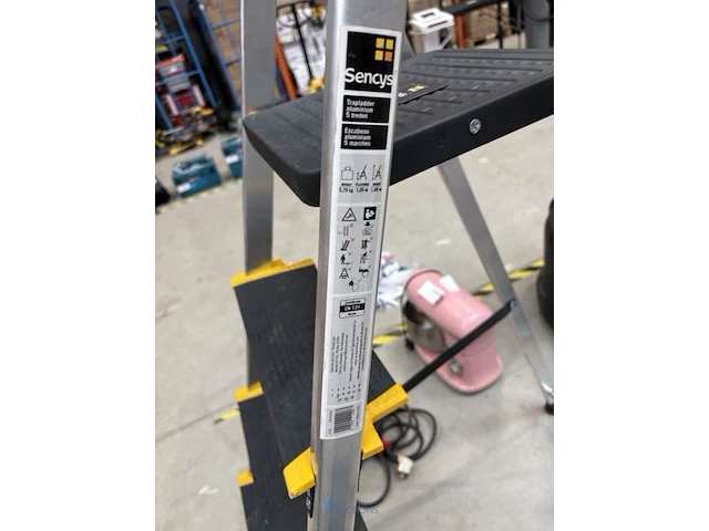 Alu / pvc trapladder sencys - afbeelding 2 van  4