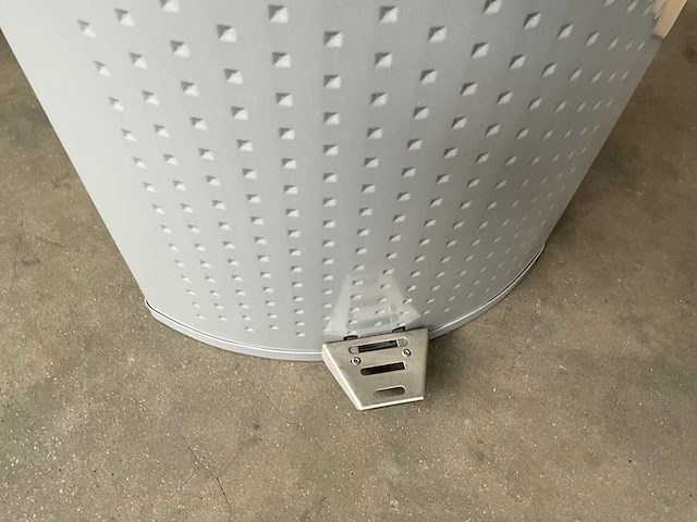 Alu quatro pedaalemmer hoogte 70cm lichtgrijs - afbeelding 2 van  6
