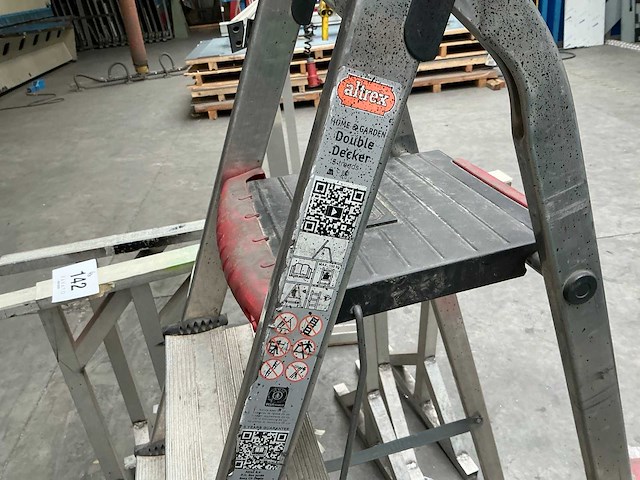 Alu schraag (4x) + ladder altrex - afbeelding 8 van  8