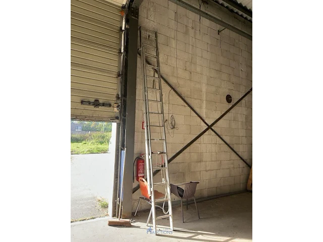 Alu schuifladder 2 x 13 treden - afbeelding 1 van  4