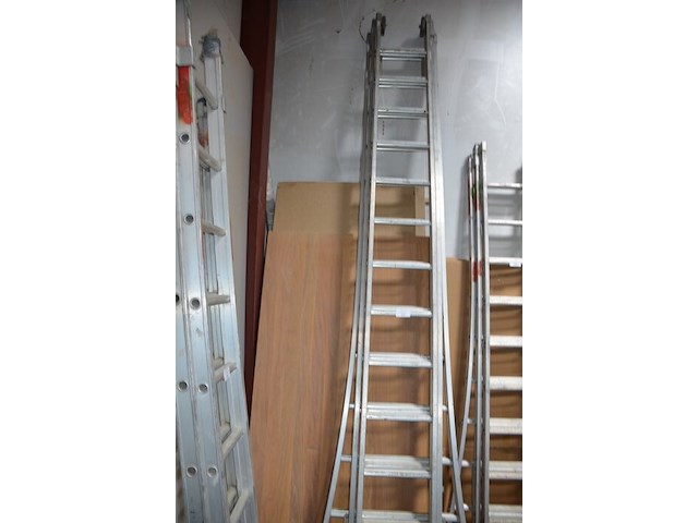 Alu schuifladder 3x14 treden - afbeelding 1 van  6