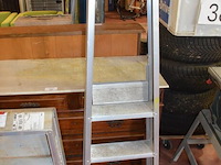 Alu trapladder 3 treden, alu plooiladder 2x2 treden - afbeelding 4 van  6
