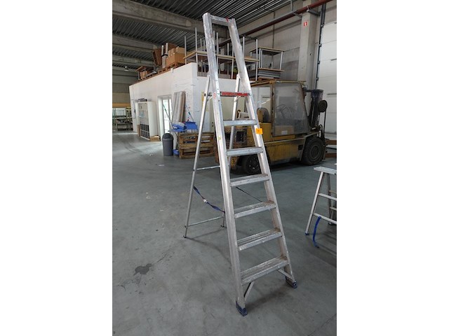 Alu trapladder altrex - afbeelding 1 van  4