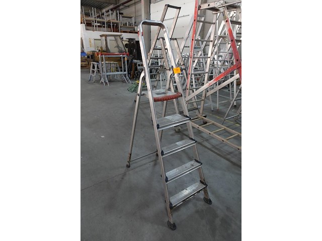 Alu trapladder altrex - afbeelding 1 van  3