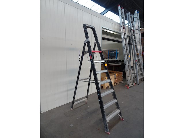 Alu trapladder altrex - afbeelding 2 van  2