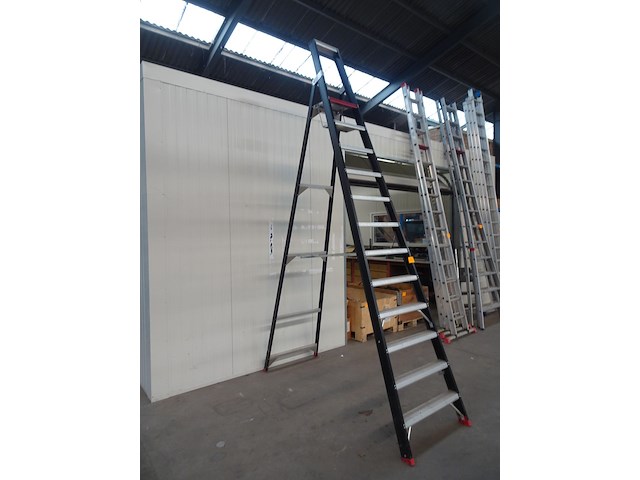 Alu trapladder altrex - afbeelding 2 van  2