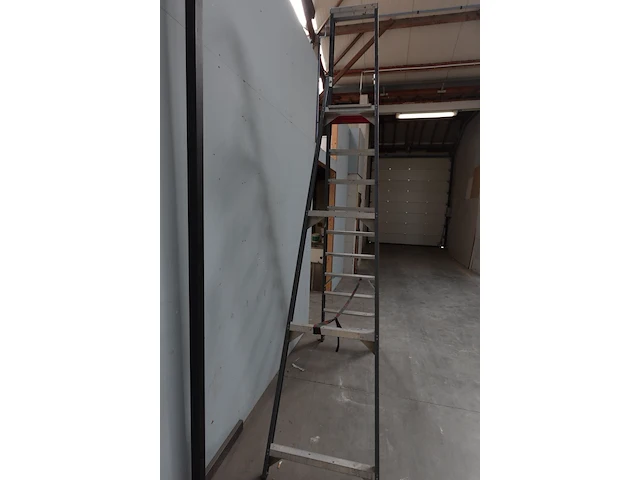 Alu trapladder altrex - afbeelding 3 van  3